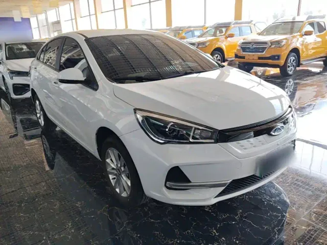 Chery Arrizo e — Фото автомобиля 3