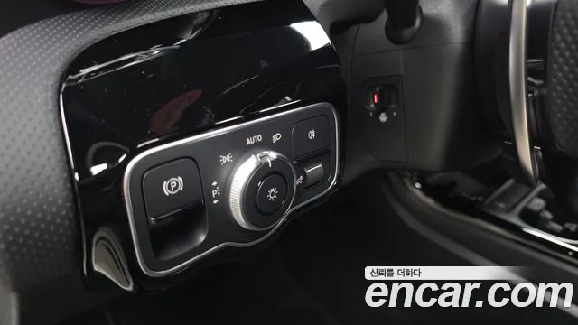 Mercedes-Benz A-Class — Фото автомобиля 18