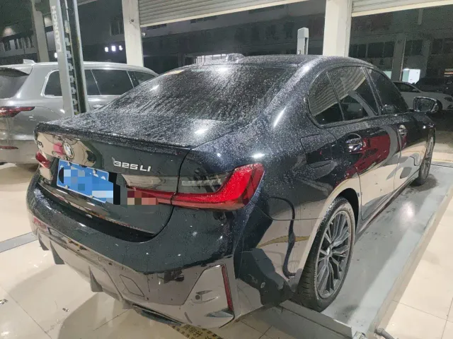 BMW 3 Series — Фото автомобиля 3