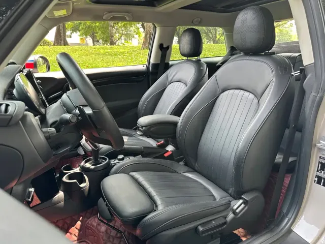 MINI MINI 2022 2.0T COOPER S Artist — Фото автомобиля 19