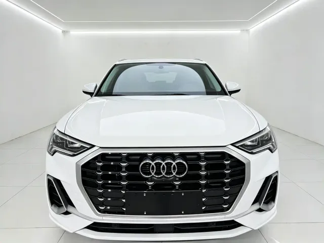 Audi Q3 — Фото автомобиля 2