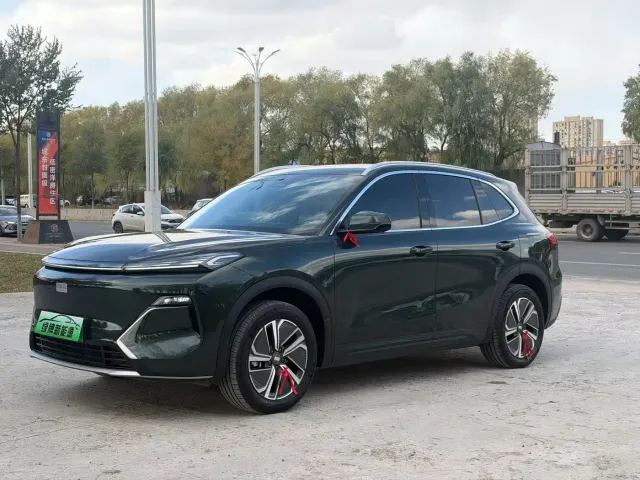 Geely Galaxy Starship 7 EM-i — Фото автомобиля 3