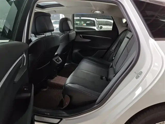 Buick LaCrosse — Фото автомобиля 12