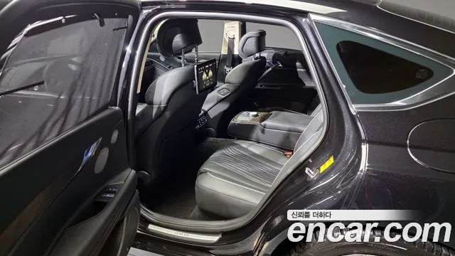 Genesis G80 Бензин 3.5 турбо AWD — Фото автомобиля 11