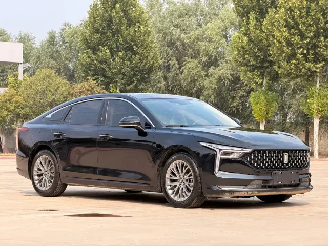 Bestune B70 — Фото автомобиля 3