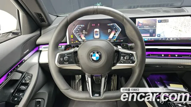 BMW 5-Series — Фото автомобиля 11