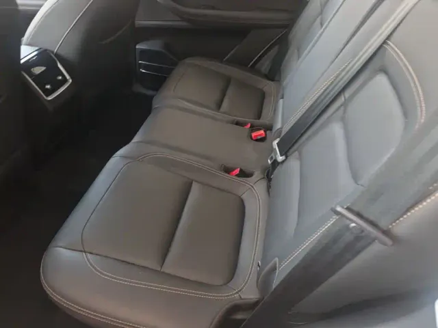 Chery Tiggo 8 — Фото автомобиля 16