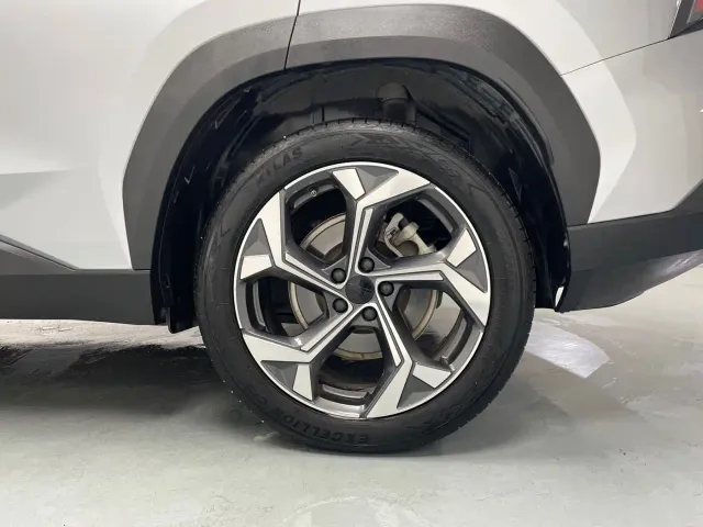 Geely Boyue L — Фото автомобиля 19