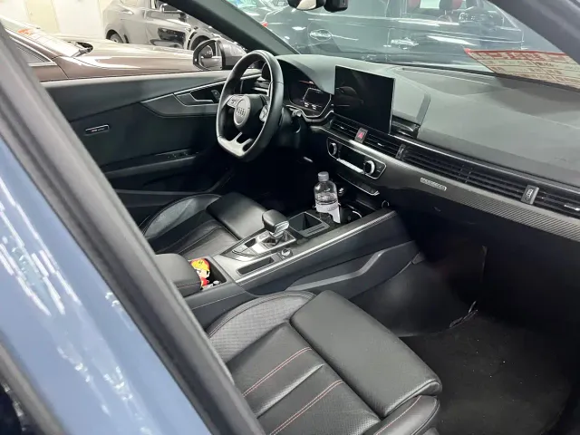 Audi Audi A4L 2021 40 TFSI Premium Life Edition — Фото автомобиля 6