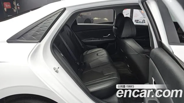 Hyundai AVANTE Новый Avante (CN7) — Фото автомобиля 26