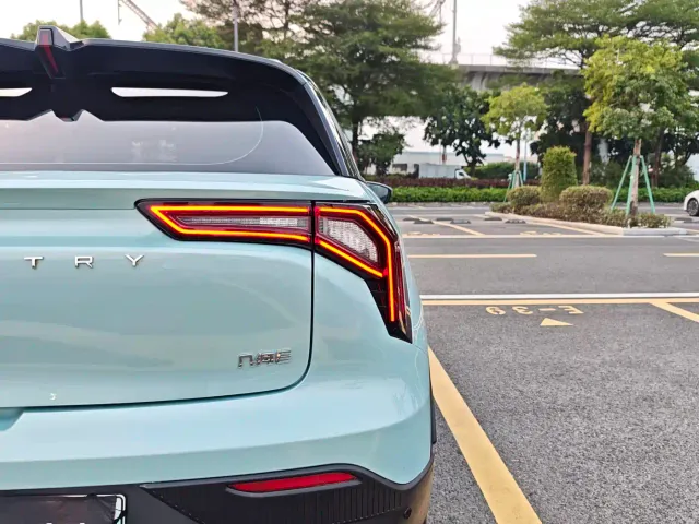 Geely Geometry E Firefly — Фото автомобиля 20
