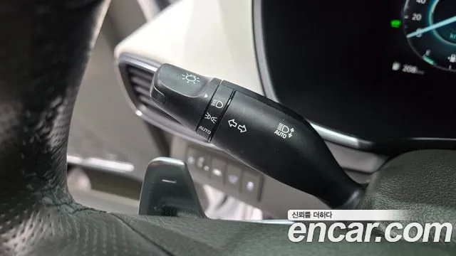Hyundai Santafe — Фото автомобиля 28