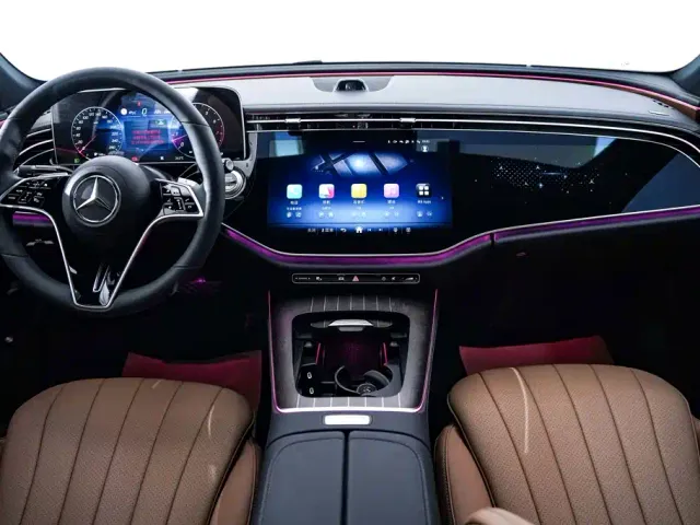 Mercedes-Benz E-Class — Фото автомобиля 14