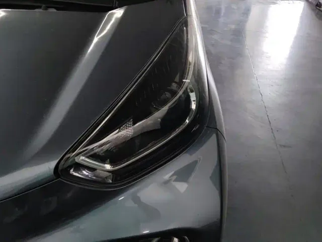 QQ New Energy Little Ant 2022 Facelift Sweet Edition Half Sugar NMC 30.6kWh 30kW 301km — Фото автомобиля 5