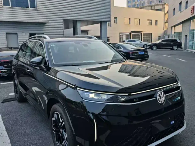 Фотография автомобиля — Volkswagen Talagon