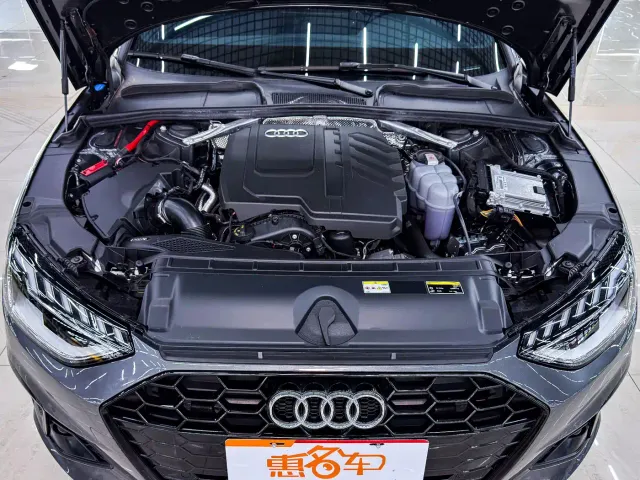 Audi A4L — Фото автомобиля 4