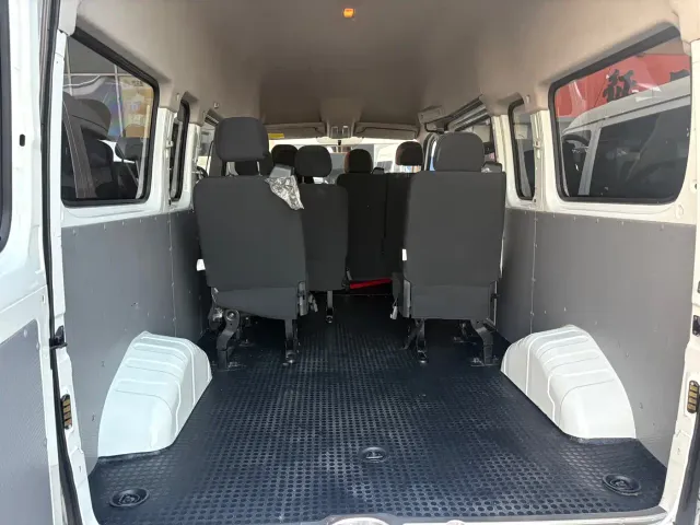 Maxus Xintu V80 — Фото автомобиля 7
