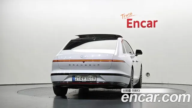 Hyundai Grandeur GN7 — Фото автомобиля 4