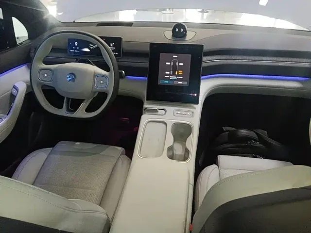 Nio ES6 — Фото автомобиля 9