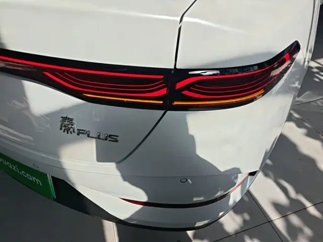 BYD Qin PLUS — Фото автомобиля 7