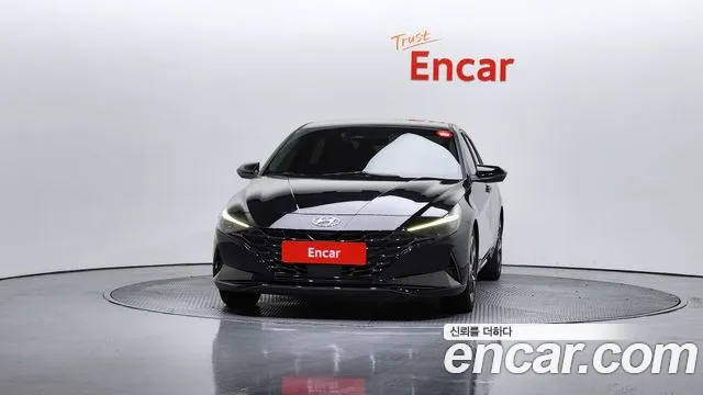 Hyundai AVANTE Avante (CN7) — Фото автомобиля 3
