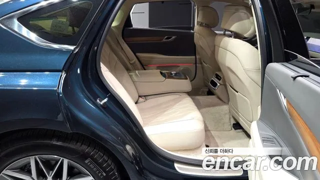 Genesis G80 Бензин 2.5 турбо AWD — Фото автомобиля 11