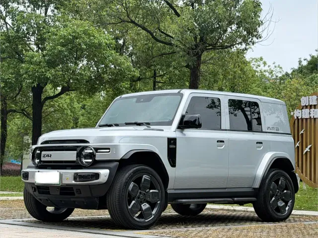 Фотография автомобиля — iCAR V23