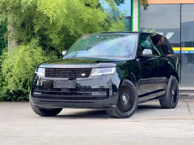 Фотография автомобиля — Land Rover Range Rover