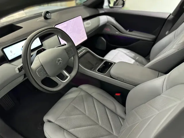NIO NIO ET5 2025 75kWh — Фото автомобиля 16