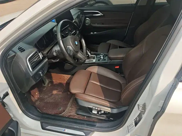 BMW 1 Series — Фото автомобиля 14