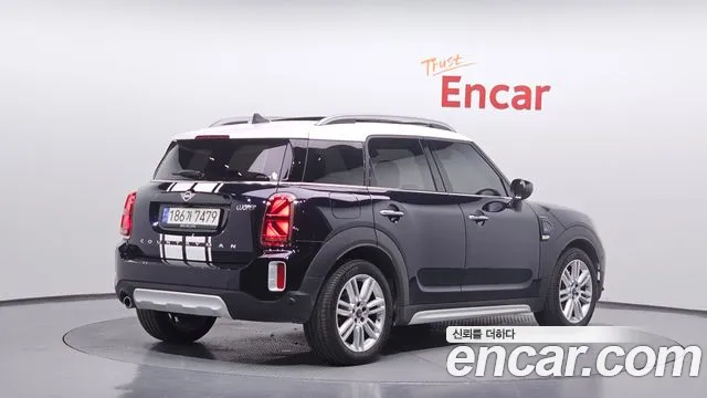 MINI Countryman — Фото автомобиля 2