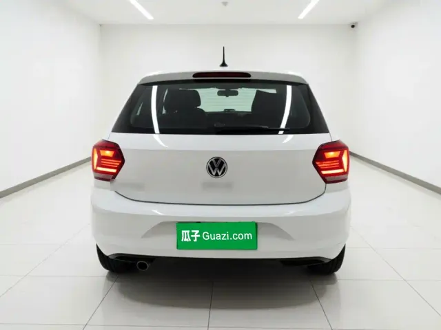Volkswagen Polo — Фото автомобиля 5