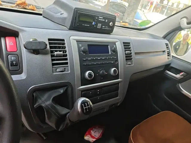 Foton Fengjing G7 — Фото автомобиля 14