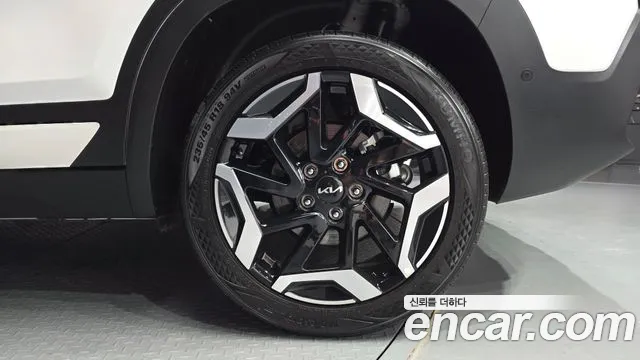 Kia Seltos Бензин 1.6 турбо 2WD — Фото автомобиля 22
