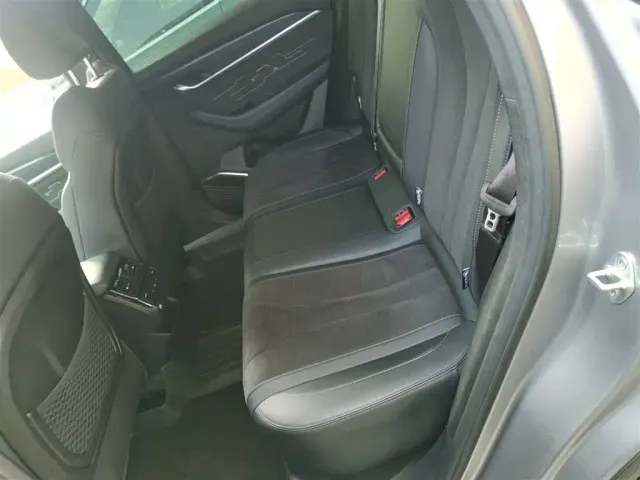 Geely Xingyue L — Фото автомобиля 16