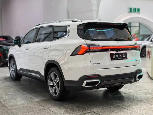 Geely Haoyue L — Фото автомобиля 3