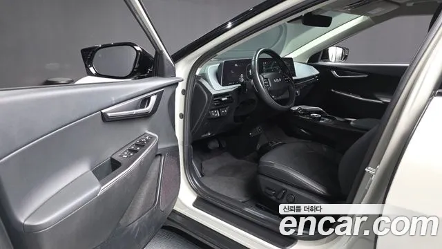Kia EV6 — Фото автомобиля 15