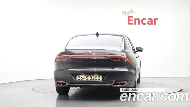 Hyundai Grandeur Новый Grandeur IG — Фото автомобиля 4
