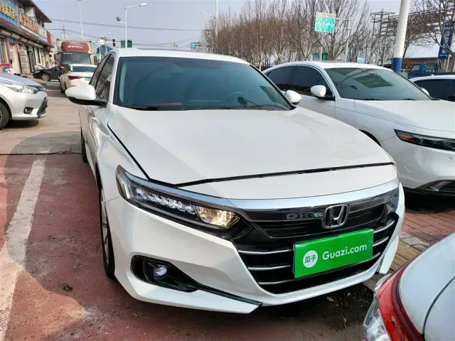 Honda Accord — Фото автомобиля 2