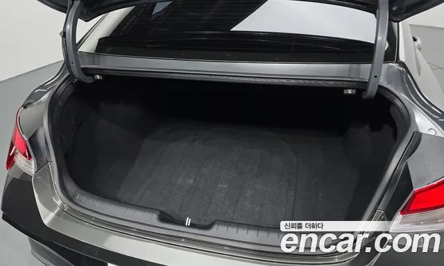 Hyundai Avante CN7 — Фото автомобиля 25