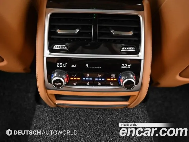 BMW 7-Series — Фото автомобиля 16
