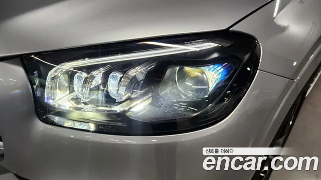Mercedes-Benz GLS-Class — Фото автомобиля 16