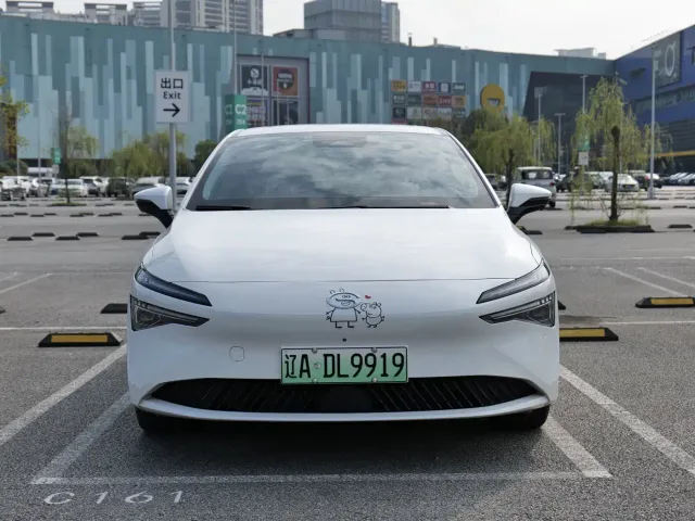 GAC Aion S MAX — Фото автомобиля 2