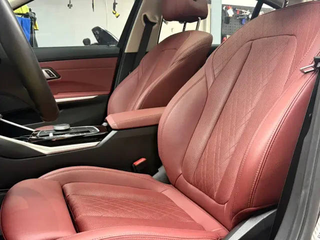 BMW 3 Series — Фото автомобиля 11