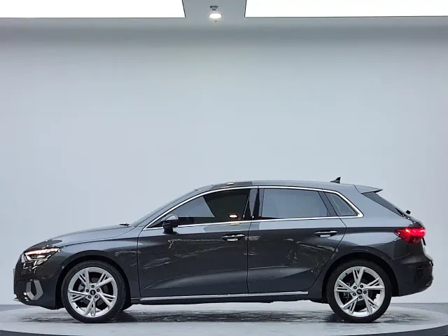 Audi A3 — Фото автомобиля 4