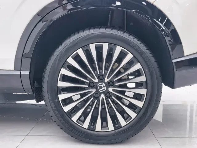 Honda e:NS1 — Фото автомобиля 8