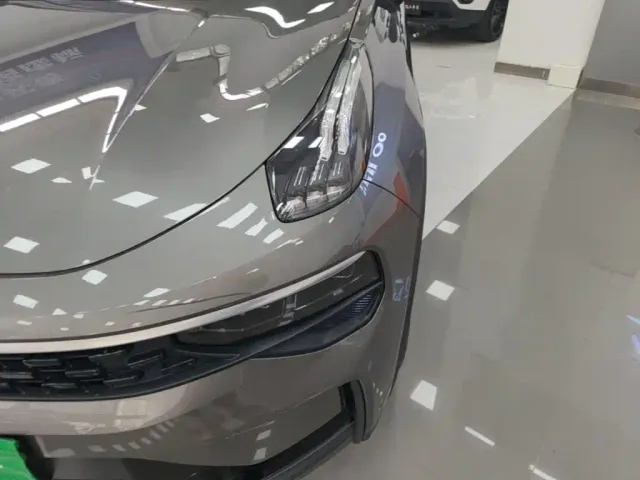 Lynk & Co Lynk & Co 01 2021 2.0TD 2WD Pro — Фото автомобиля 23