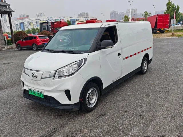 Фотография автомобиля — Maxus EV30