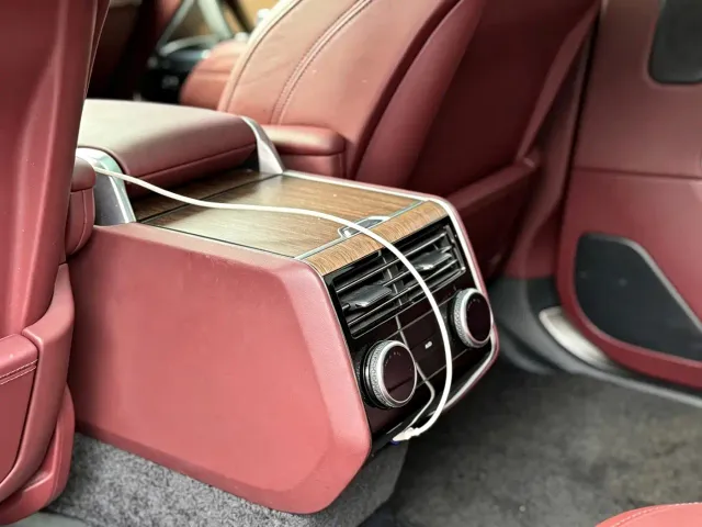 Land Rover Range Rover — Фото автомобиля 13