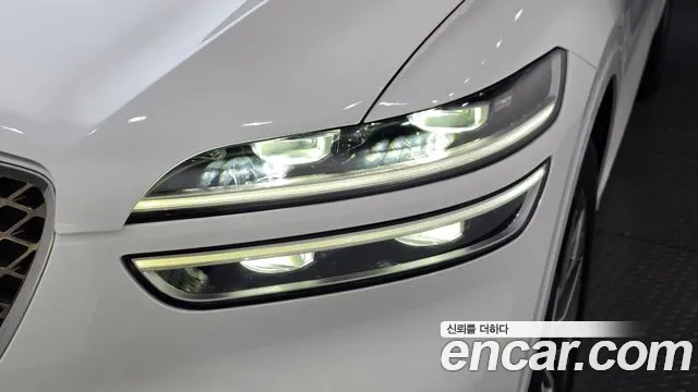 Genesis GV70 — Фото автомобиля 7